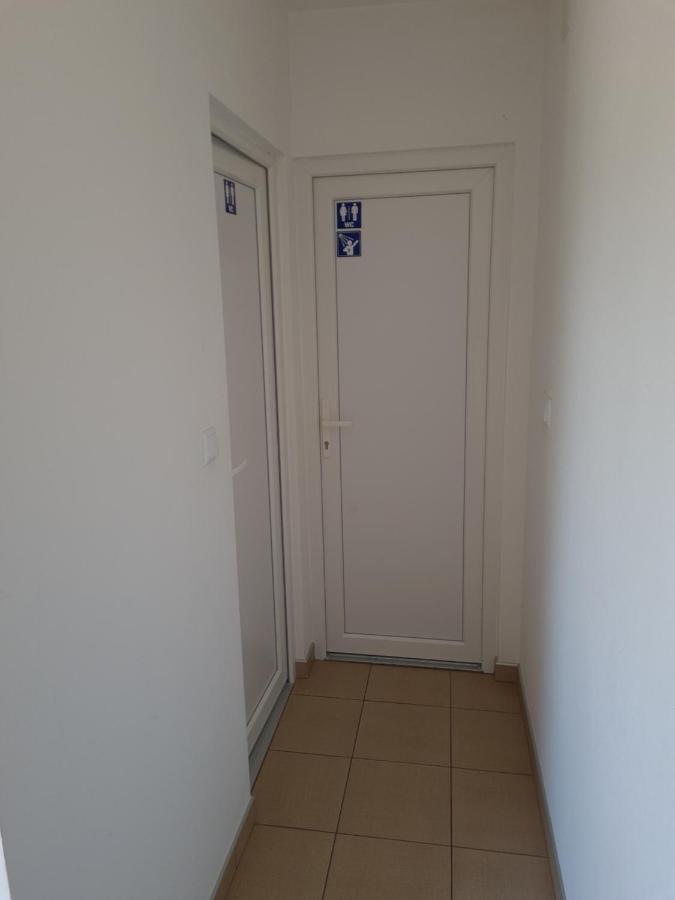 Guest House Aquarius Bosnjaci 외부 사진