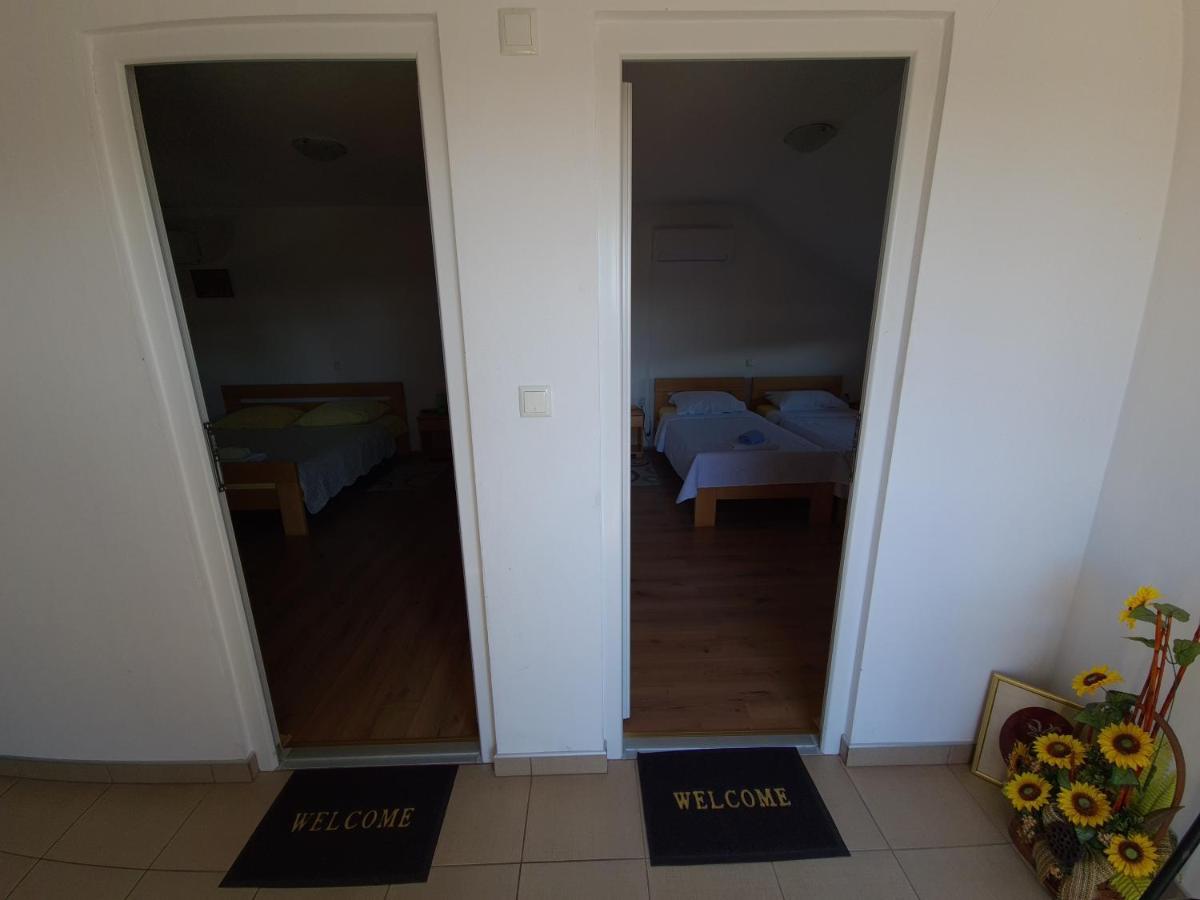 Guest House Aquarius Bosnjaci 외부 사진